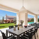 Villa Grace By Ilc *